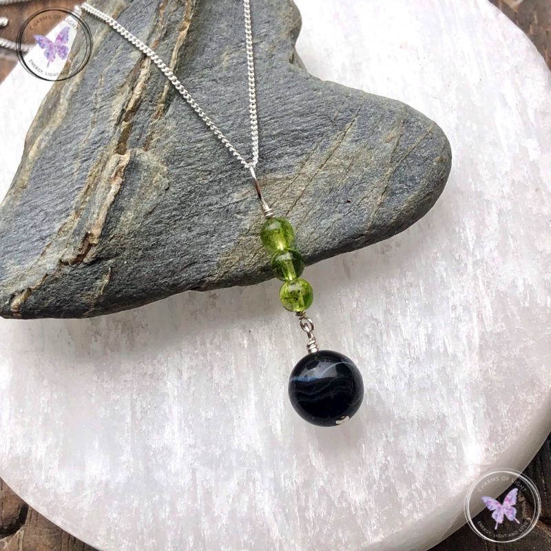 Sardonyx & Peridot Pendant Necklace